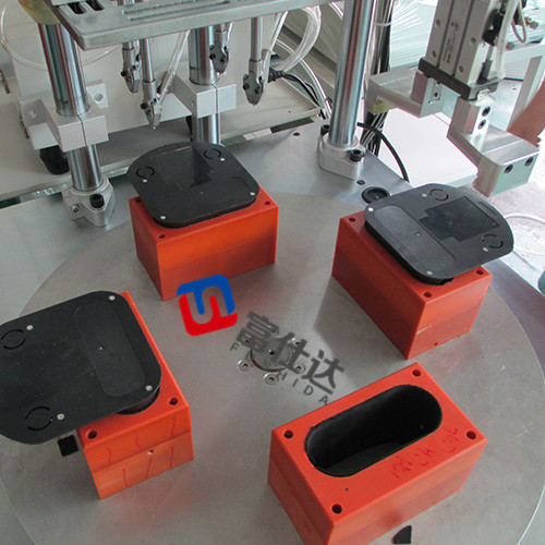 自動擰螺絲設(shè)備