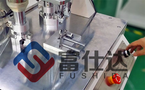 調(diào)節(jié)閥自動鎖螺絲機(jī) 調(diào)節(jié)閥自動鎖螺絲機(jī)